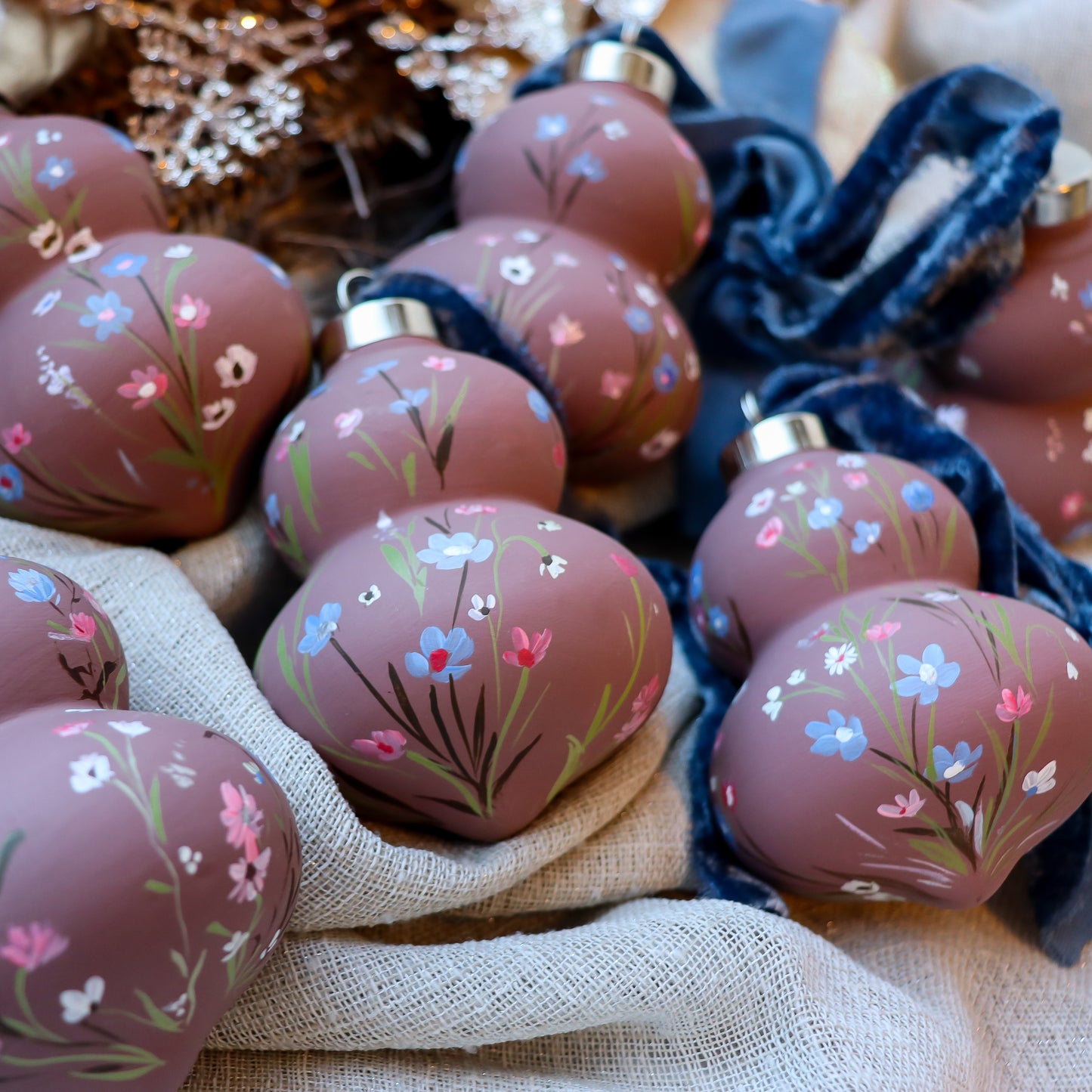 Wildflowers in Mauve Finial Shaped Ceramic Ornament