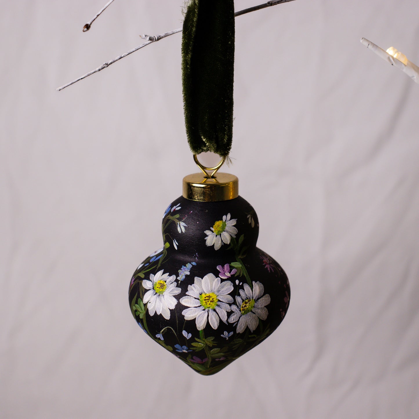 Daisies in Dark Navy Finial Shaped Ceramic Ornament