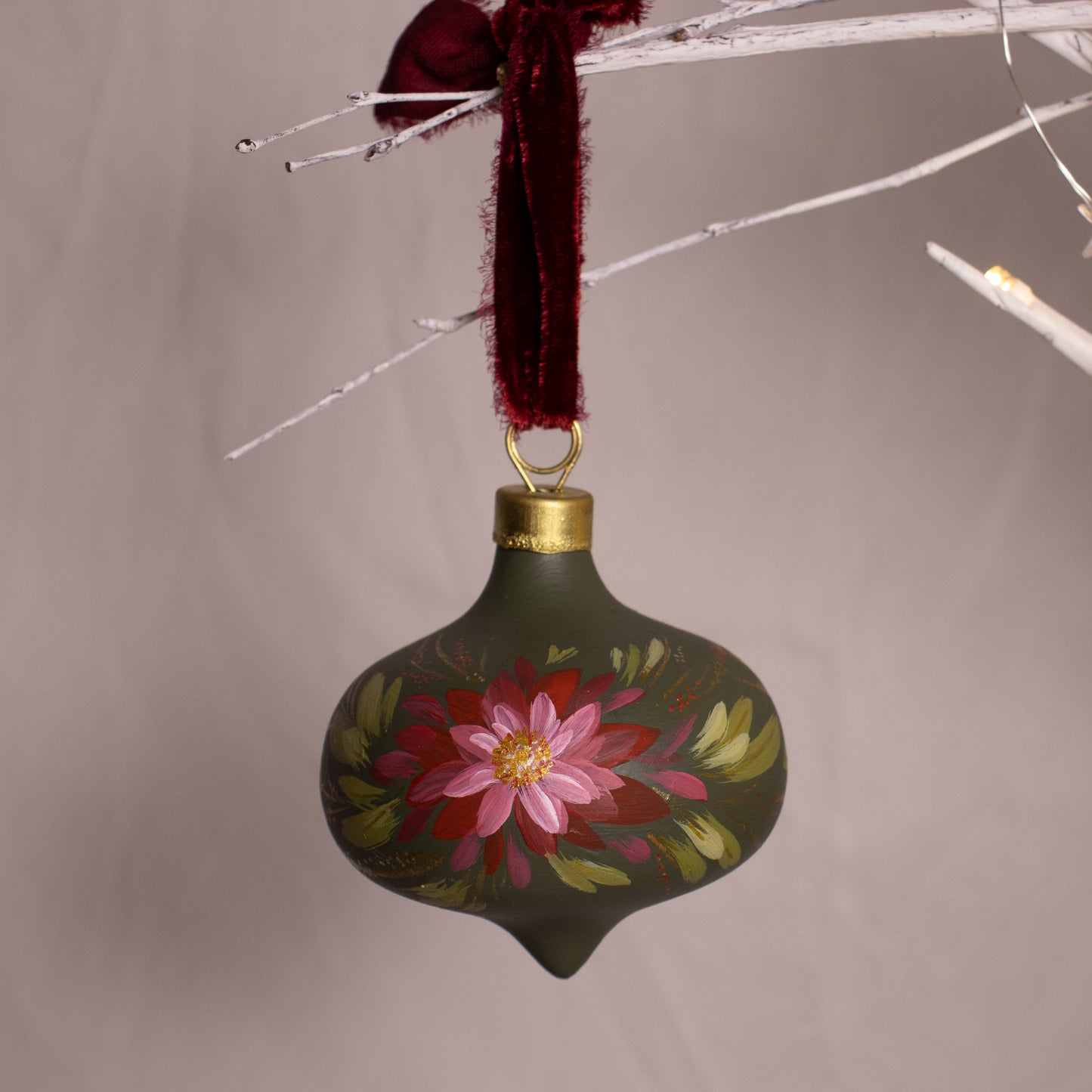 Crimson Blooms in Verte Retro Shaped Ceramic Ornament