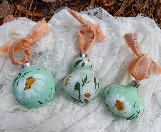 Cosmos in Frost Retro Ornament