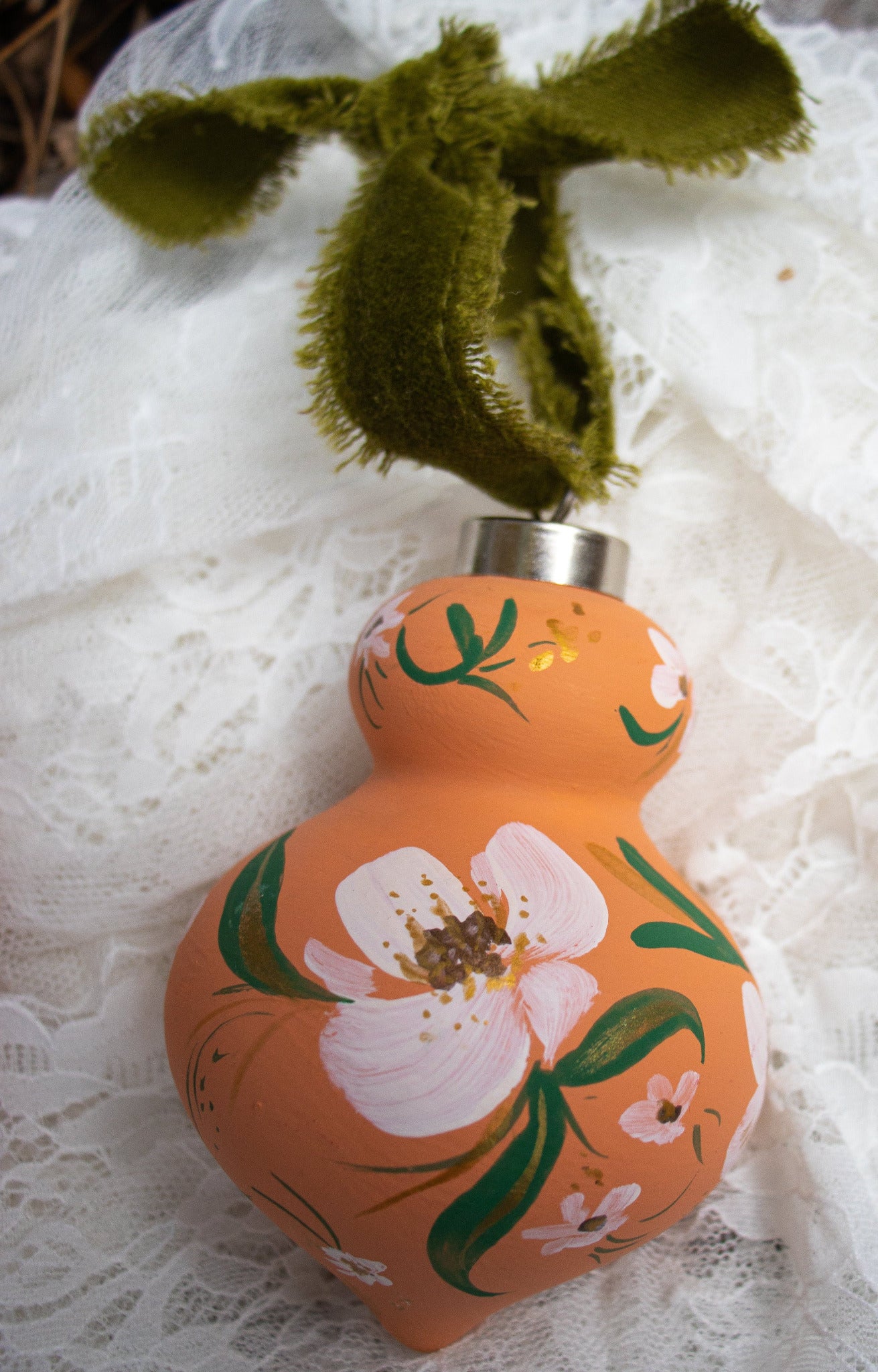 Magnolias on Sherbert 2022 Finial Ornament