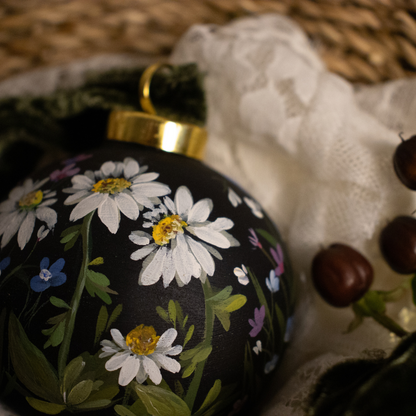 Daisies in Dark Navy Round Shaped Ceramic Ornament