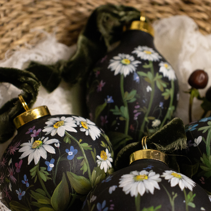 Daisies in Dark Navy Round Shaped Ceramic Ornament