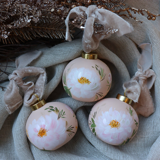 Peonies in Blush Round shaped Ceramic Ornament