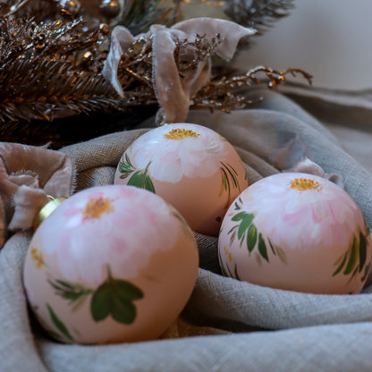 Peonies in Blush Round shaped Ceramic Ornament
