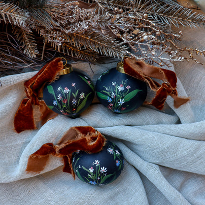 Wildflowers in Dark Navy Retro Shaped Ceramic Ornament