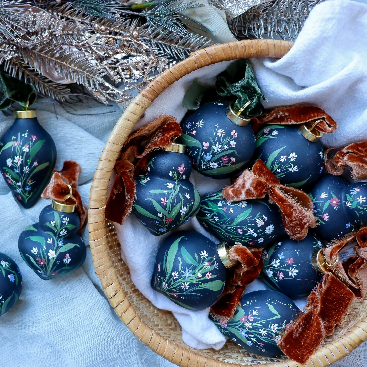 Wildflowers in Dark Navy Retro Shaped Ceramic Ornament