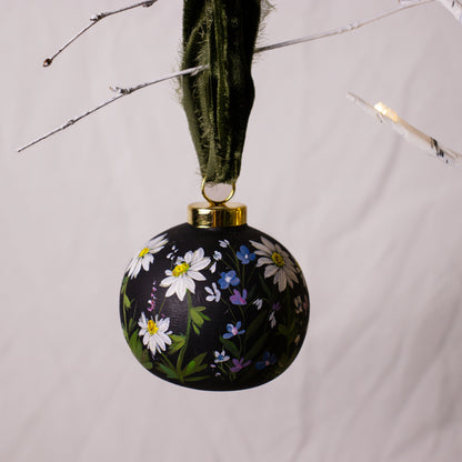 Daisies in Dark Navy Round Shaped Ceramic Ornament