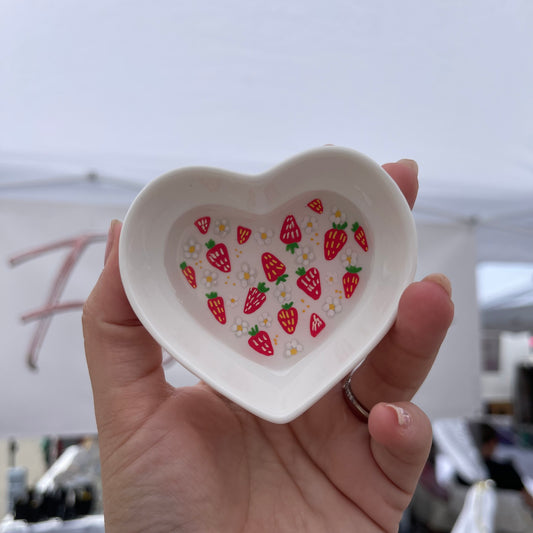 Strawberries and daisies Pattern Ceramic Trinket Dish