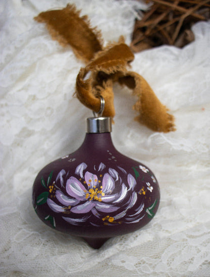 Sugarplum Garden 2022 Retro Ornament